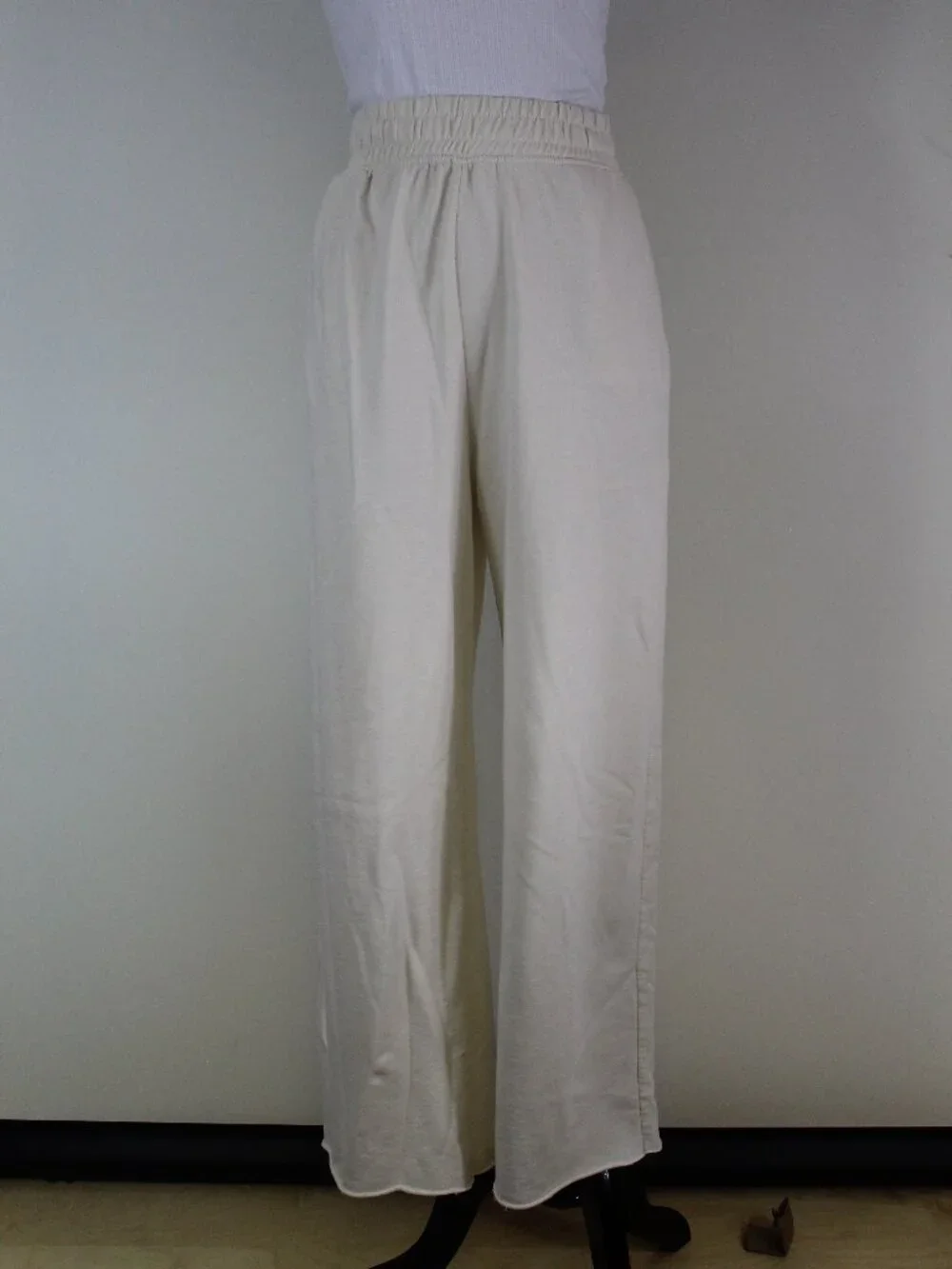 Divided H&M Cream Wide‎ Leg Pants Small Elastic Waist Lounge Minimalist